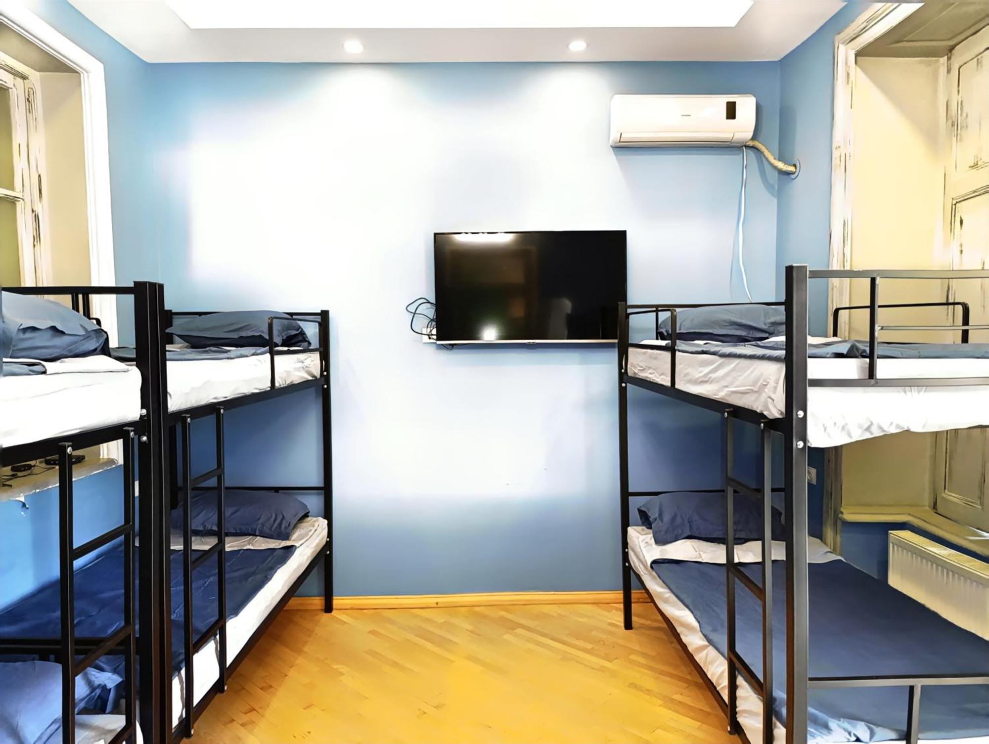 J Square Hostel 트빌리시 외부 사진